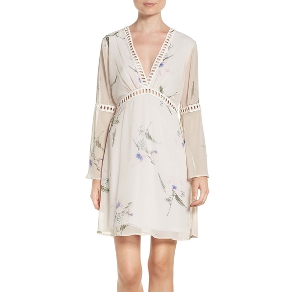 Fraiche by J Dresses & Skirts - HP🎉NWT Fraiche by J Floral Chiffon Blouson Dress